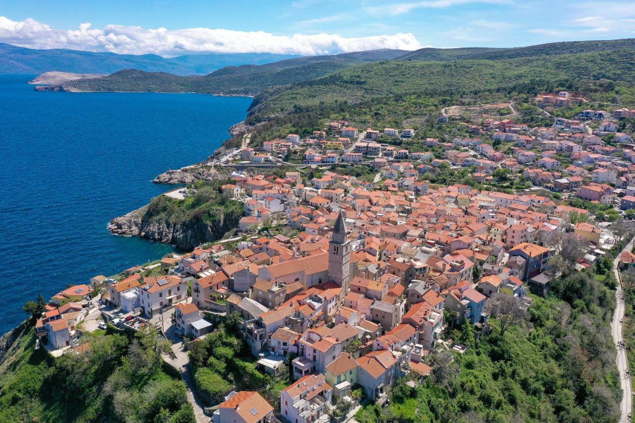 Moro Vrbnik Appartement Buitenkant foto