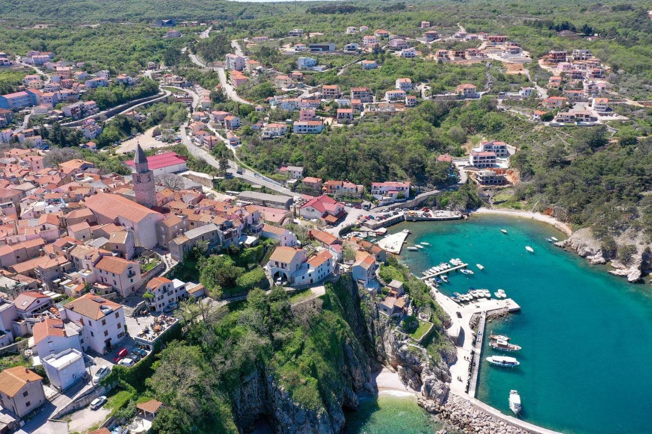 Moro Vrbnik Appartement Buitenkant foto