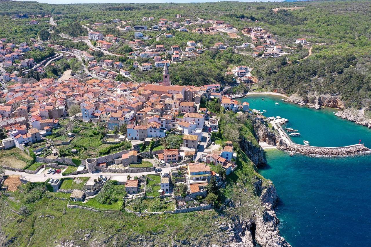 Moro Vrbnik Appartement Buitenkant foto